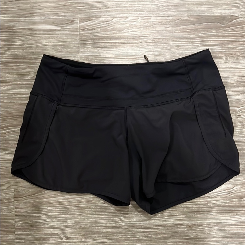 Lululemon lined athletic shorts in black